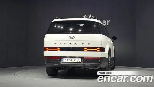Hyundai Santa Fe 2024 — Photo 21/32