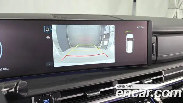 Hyundai Santa Fe 2024 — Photo 17/32