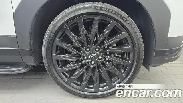 Hyundai Santa Fe 2024 — Photo 23/32