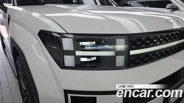 Hyundai Santa Fe 2024 — Photo 18/32
