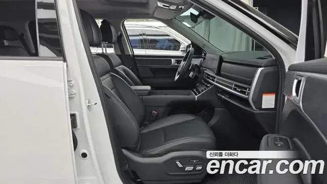 Hyundai Santa Fe 2024 — Photo 10/32