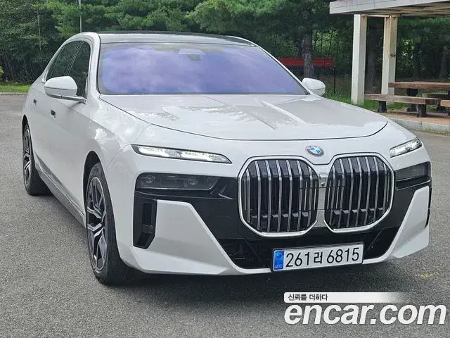 BMW 7 Series 2024 — ფოტო 20/20