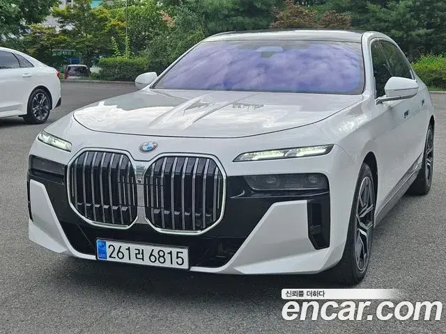BMW 7 Series 2024 — ფოტო 5/20