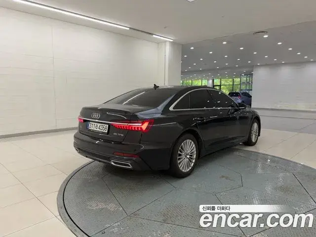 Audi A6 2021 — Şəkil 8/11