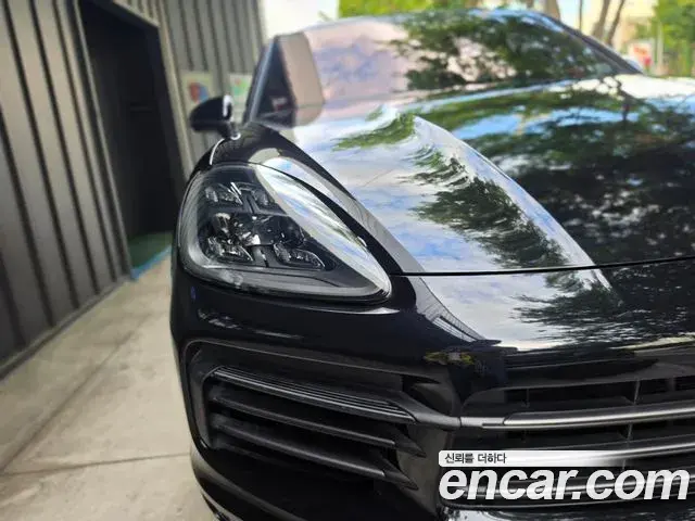 Porsche Cayenne 2022 — Şəkil 13/20