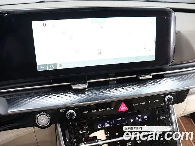 Kia Carnival 2023 — Фото 7/20