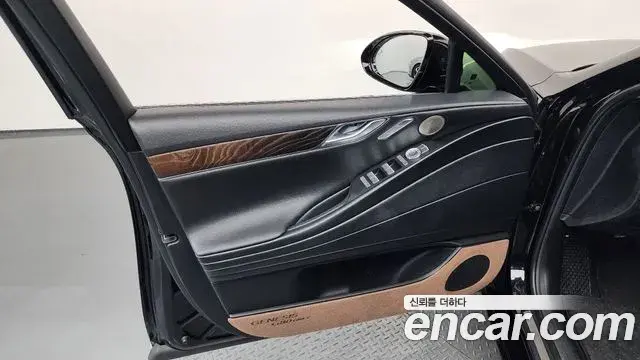 Genesis G80 2020 — Şəkil 35/37