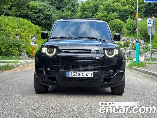 Land Rover Defender 2026 — ფოტო 13/20