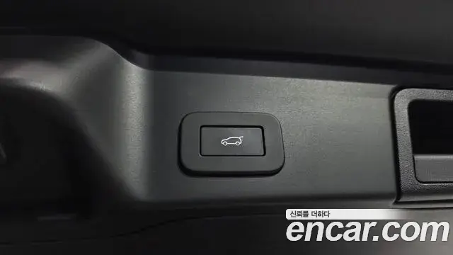 Land Rover Range Rover Evoque 2024 — ფოტო 7/20