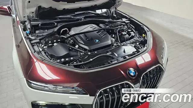 BMW 7 Series 2025 — Photo 6/34