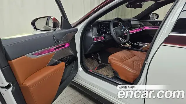 BMW 7 Series 2025 — Photo 18/34