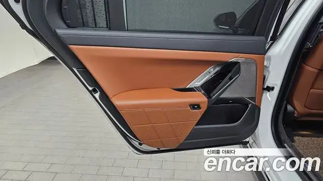 BMW 7 Series 2025 — Photo 26/34
