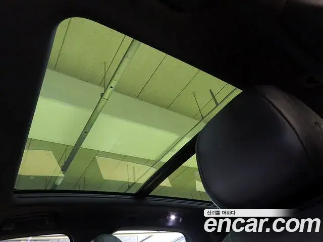Porsche Cayenne 2019 — Photo 7/19