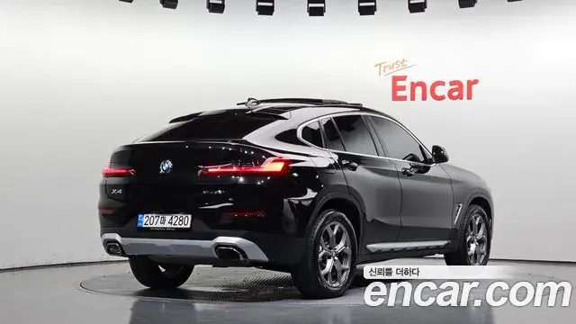 BMW X4 2023 — Photo 2/20