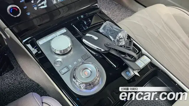 Genesis Electrified G80 2025 — Фото 9/20
