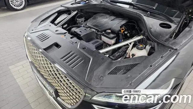 Genesis GV70 2023 — Photo 15/34