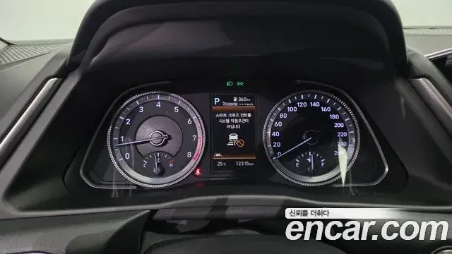 Hyundai Sonata 2022 — Фото 8/20