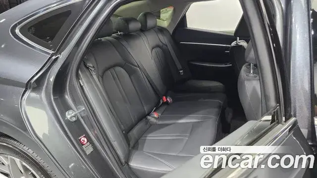 Hyundai Sonata 2022 — Фото 12/20