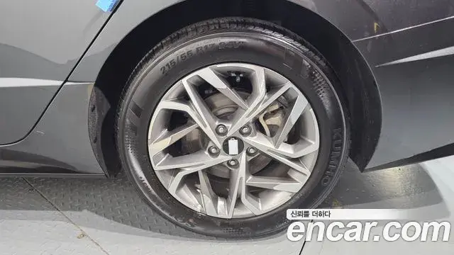 Hyundai Sonata Hybrid 2022 — Şəkil 13/32