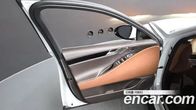 Genesis G80 2024 — Şəkil 18/42