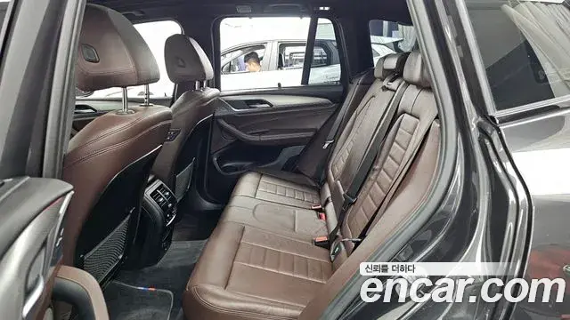 BMW X3 2018 — ფოტო 20/34