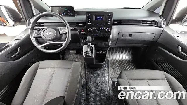 Hyundai Staria 2022 — Фото 7/20