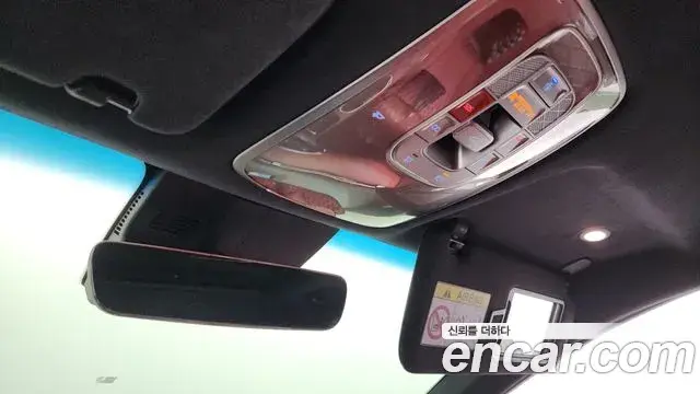 Genesis GV70 2022 — ფოტო 31/36