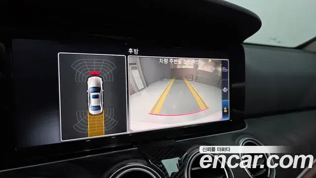 Mercedes-Benz E-Class 2018 — ფოტო 17/20