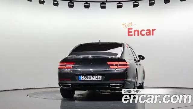 Genesis G80 2020 — Şəkil 12/20