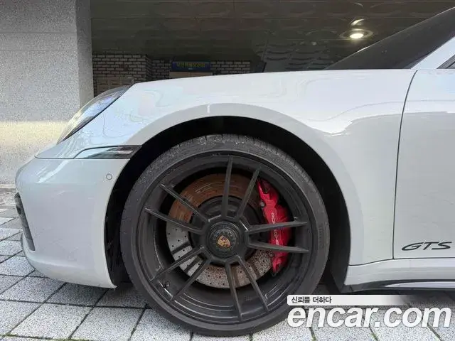 Porsche 911 2022 — Şəkil 11/13
