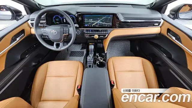 Toyota Camry 2025 — Şəkil 21/33