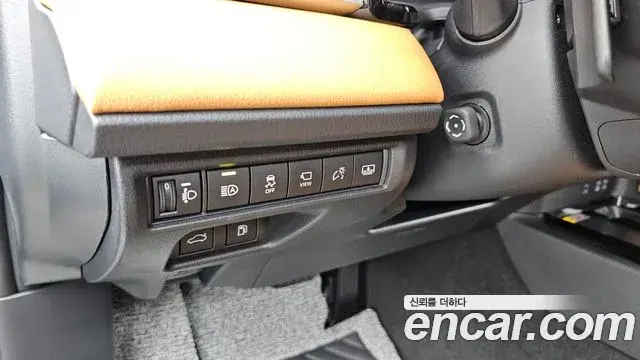 Toyota Camry 2025 — Şəkil 20/33