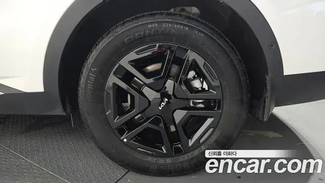 Kia Sorento 2024 — Photo 28/36