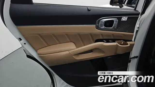 Kia Sorento 2024 — Photo 14/36