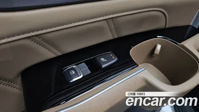 Kia Sorento 2024 — Photo 8/36