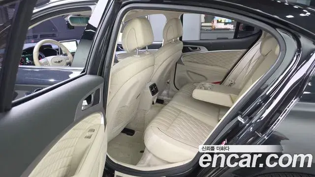 Genesis G70 2019 — Şəkil 12/33