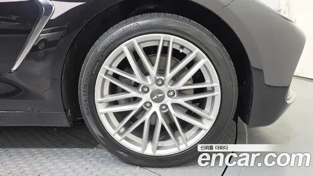 Genesis G70 2019 — Şəkil 25/33