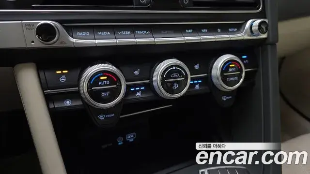 Genesis G70 2019 — Şəkil 27/33