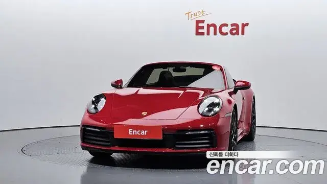 Porsche 911 2021 — Şəkil 27/37