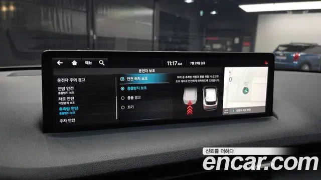Genesis GV70 2021 — Photo 13/31