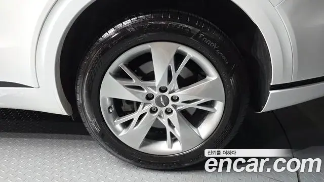 Genesis GV70 2021 — Photo 7/31