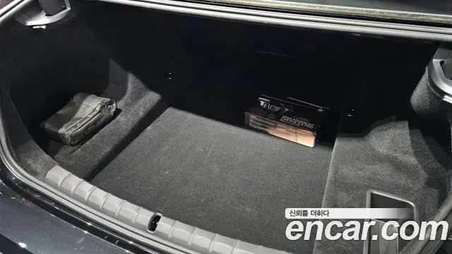 BMW 7 Series 2025 — Photo 5/31