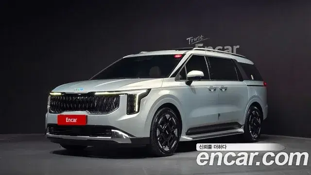 Kia Carnival 2024 — Фото 1/20