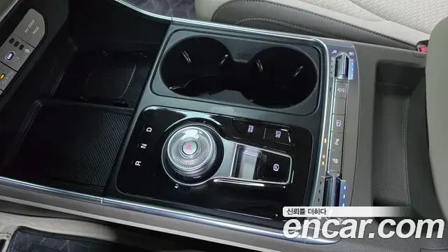 Kia Carnival 2024 — Фото 9/20