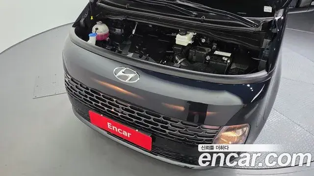 Hyundai Staria 2023 — Фото 6/20