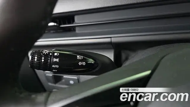 Hyundai Staria 2023 — Photo 29/30