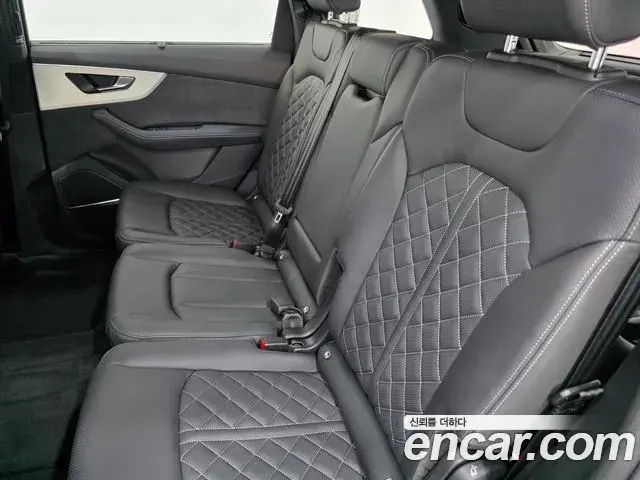 Audi Q7 2026 — Фото 9/20