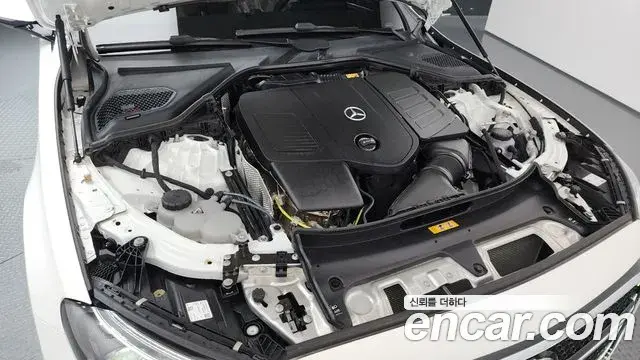 Mercedes-Benz E-Class 2025 — Фото 5/20