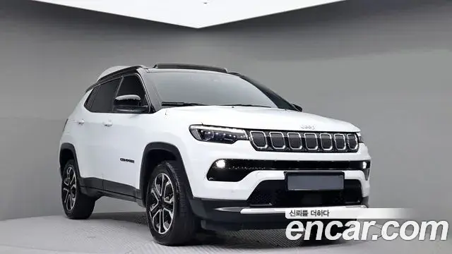 Jeep Compass 2022 — Photo 14/20