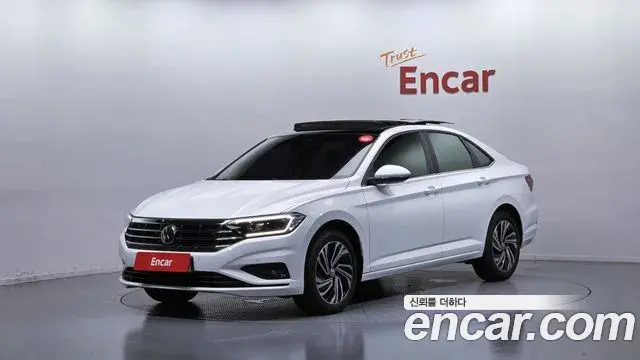 Volkswagen Jetta 2021 — Фото 1/20